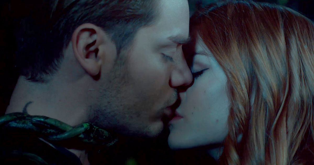 Shadowhunters on X: #ThatAwkwardMoment when your ex is still in love with  you, but you've moved on. #Shadowhunters  / X